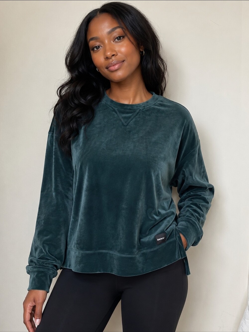 DKNY Sport Women’s Velour Crewneck Pullover Sweatshirt Green Size M